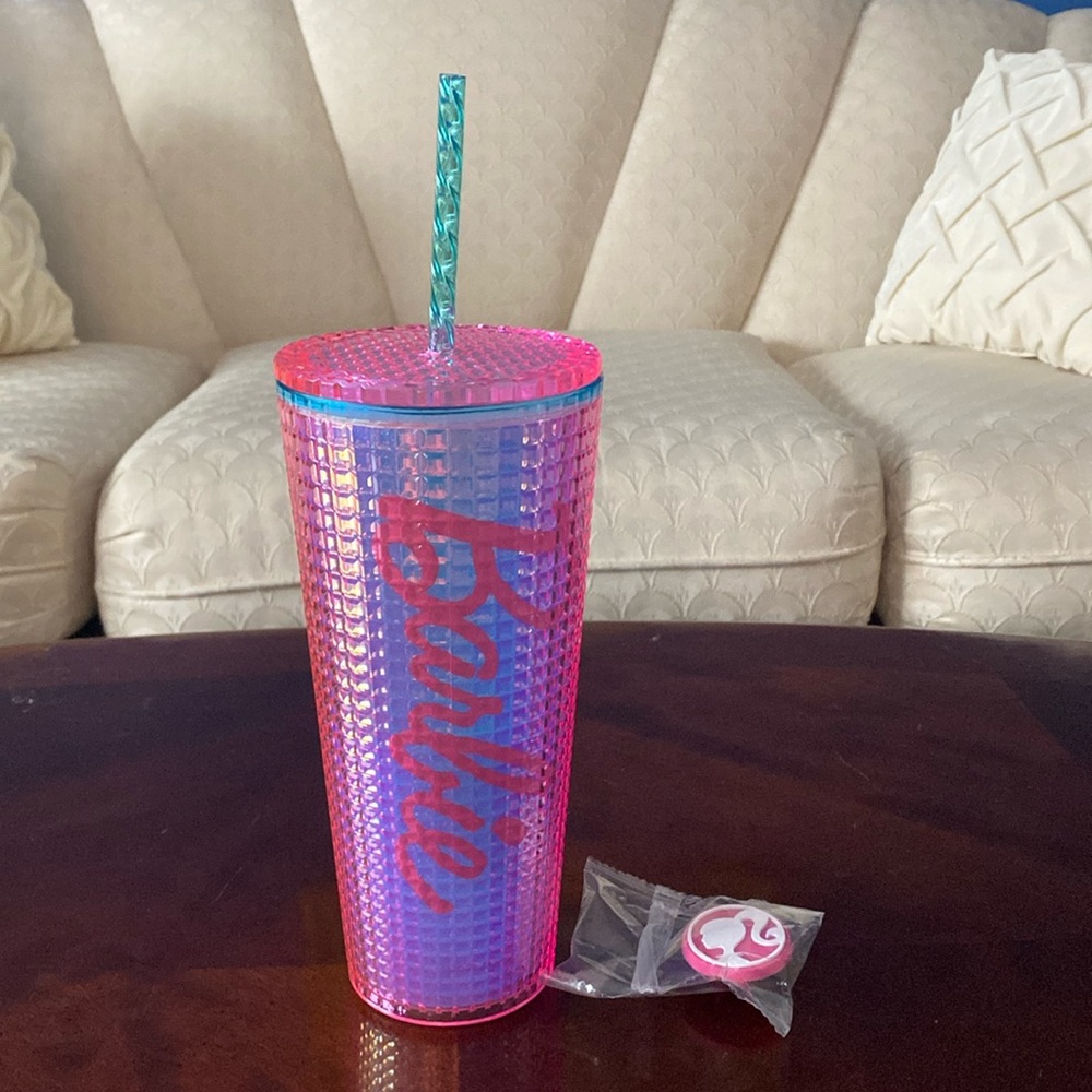Barbie Cup w/ Straw lid